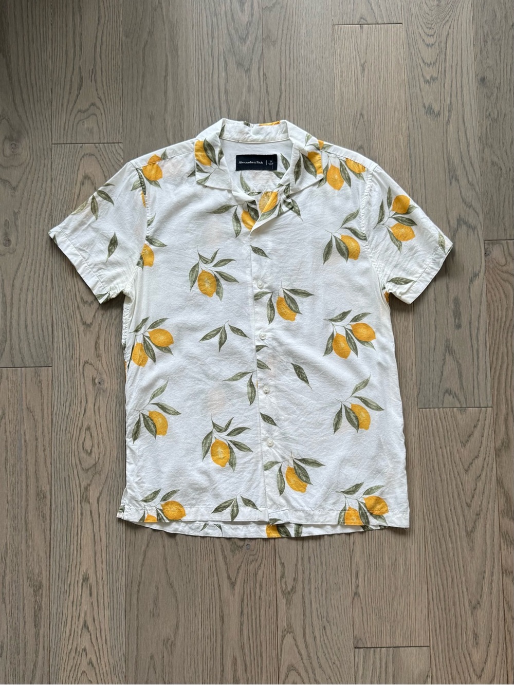 Abercrombie & Fitch White Short-Sleeve Button-Down with Yellow Lemon Print